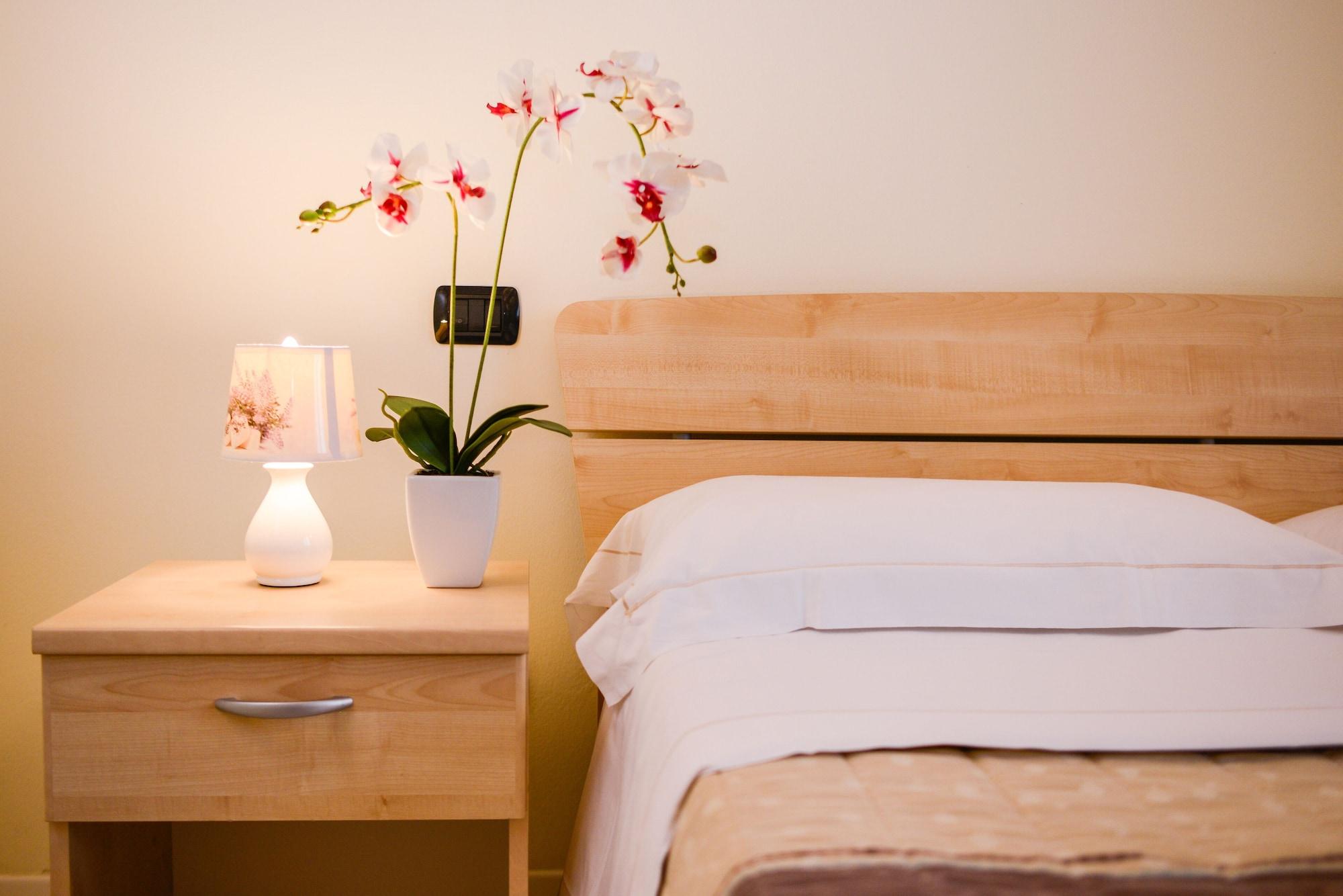 Ahg Donna Silvia Wellness Hotel Manerba del Garda Luaran gambar