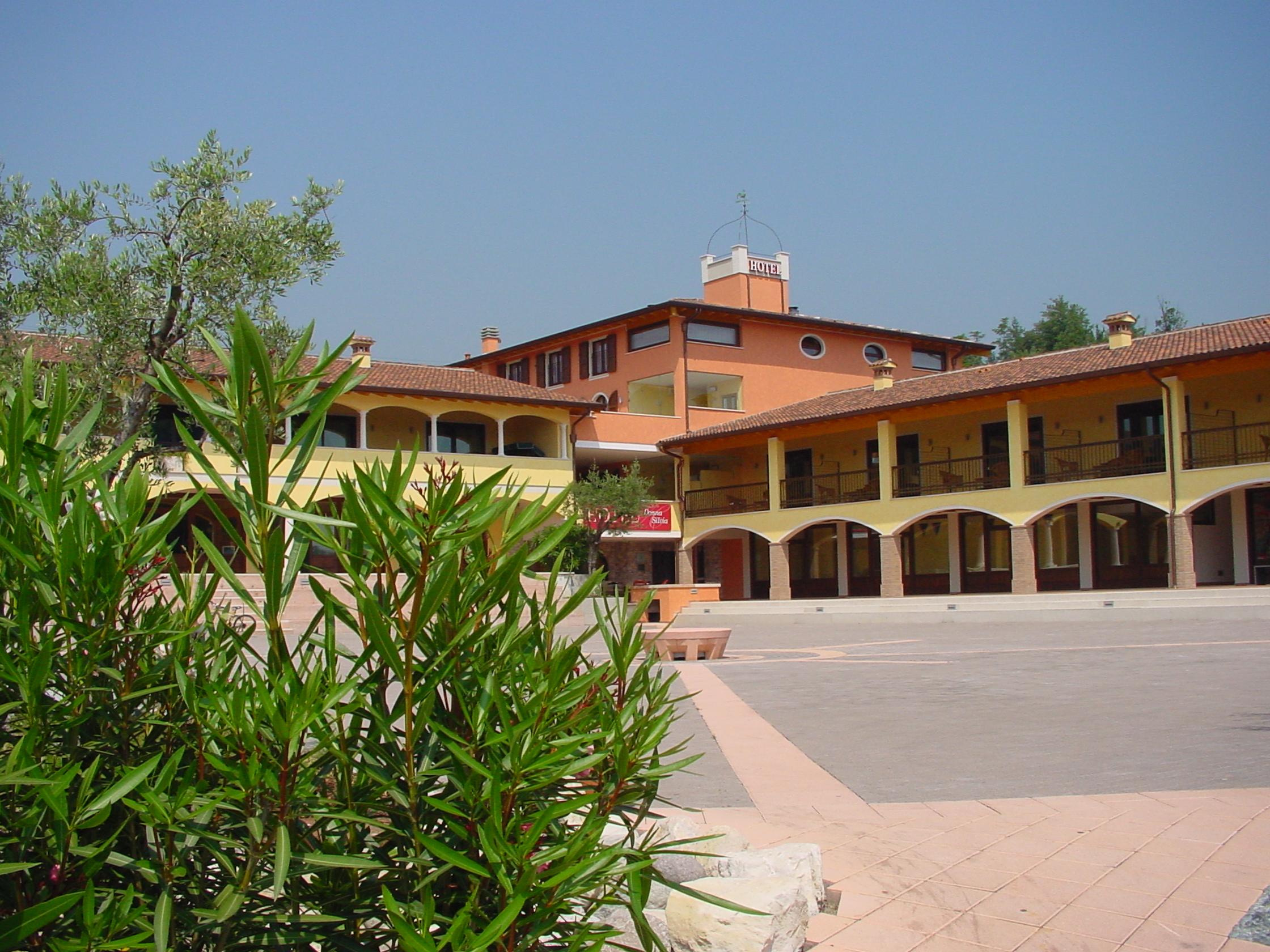Ahg Donna Silvia Wellness Hotel Manerba del Garda Luaran gambar
