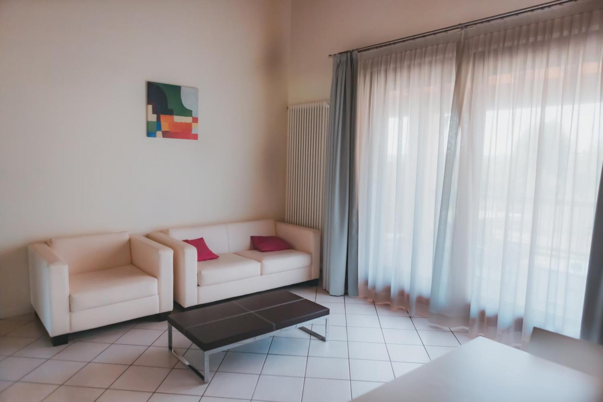 Ahg Donna Silvia Wellness Hotel Manerba del Garda Luaran gambar